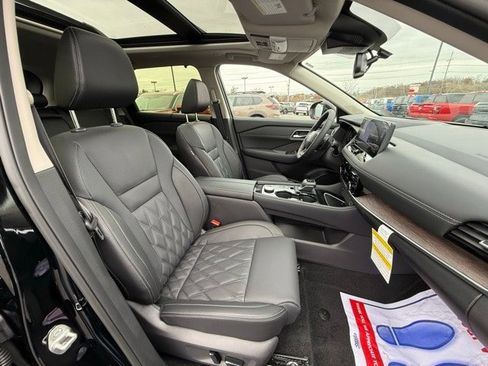 New 2026 Nissan Rogue Platinum w/ Platinum Premium Package image 19