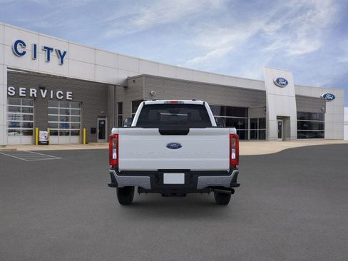 New 2026 Ford F250 XL w/ XL Chrome Package AWD/4WD image 7