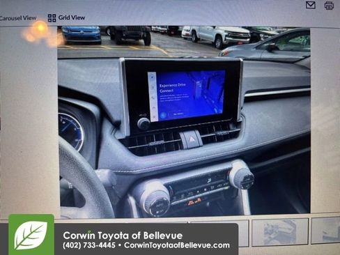 Used 2025 Toyota RAV4 XLE AWD/4WD image 4