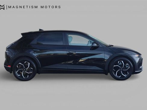 Used 2023 Hyundai Ioniq 5 SEL image 3