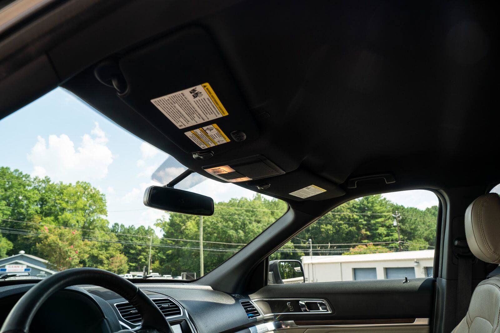 Used 2018 Ford Explorer Limited FWD image 22