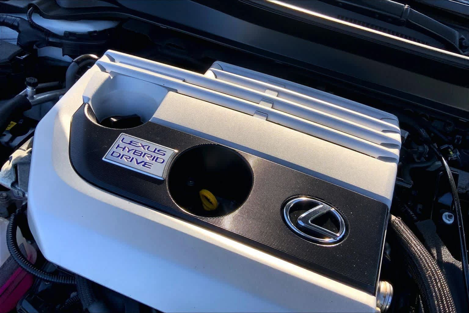 Used 2019 Lexus UX 250h F Sport AWD/4WD image 33