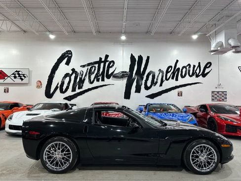 Used 2011 Chevrolet Corvette Coupe w/ Preferred Equipment Group image 31