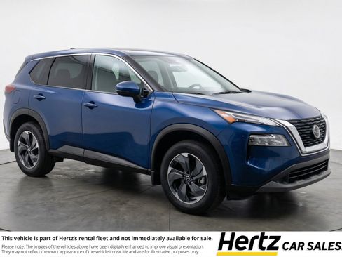 Used 2025 Nissan Rogue SV image 1