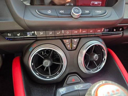 Used 2017 Chevrolet Camaro SS image 29