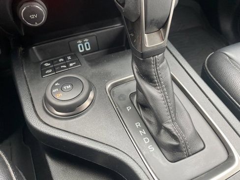 Used 2020 Ford Ranger Lariat w/ Equipment Group 501A Mid image 33