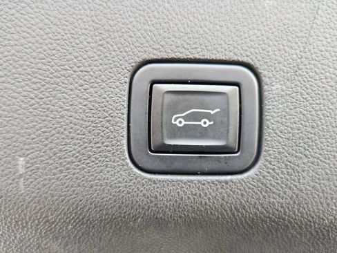 Certified 2022 Chevrolet Tahoe RST w/ Luxury Package image 19