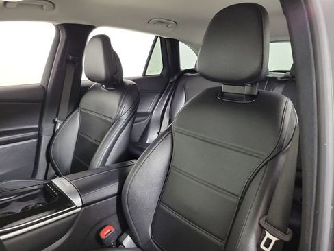 Used 2024 Mercedes-Benz GLC 300 image 20