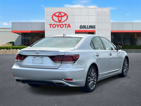 Used 2015 Lexus LS 460 w/ Comfort Package RWD image 5