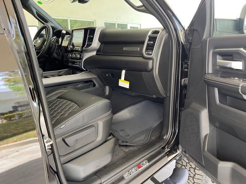 New 2022 RAM 2500 Big Horn w/ Level C Equiment Group image 23