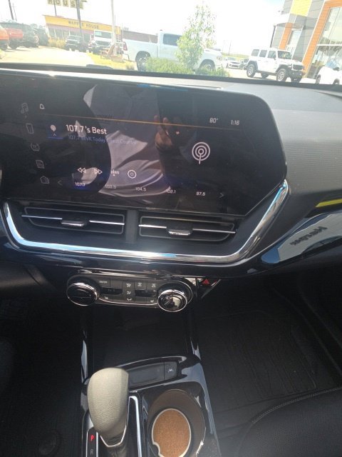 Used 2026 Chevrolet Trax ACTIV FWD image 15