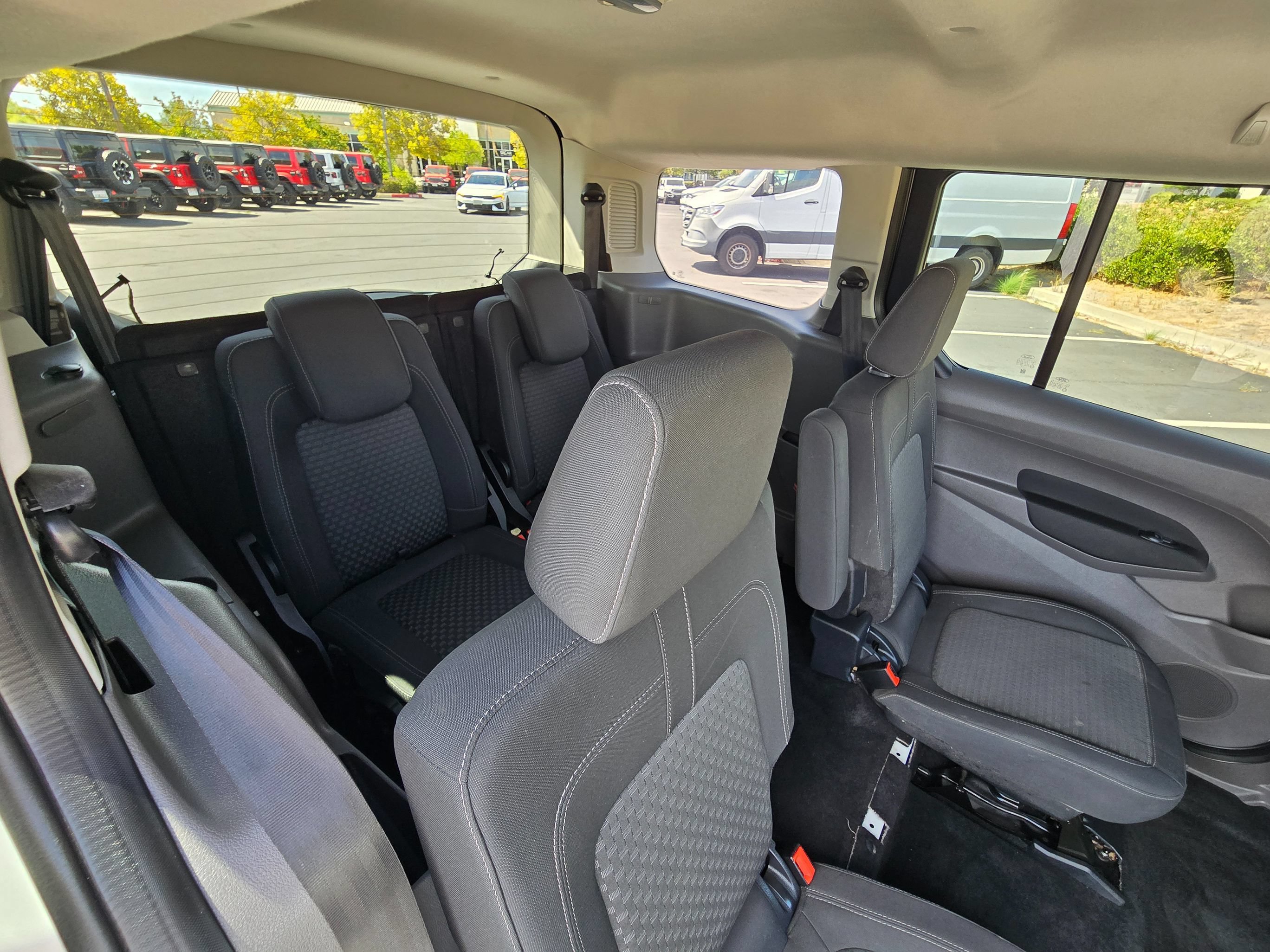 Used 2023 Ford Transit Connect XLT w/ Trailer Tow Package FWD image 34
