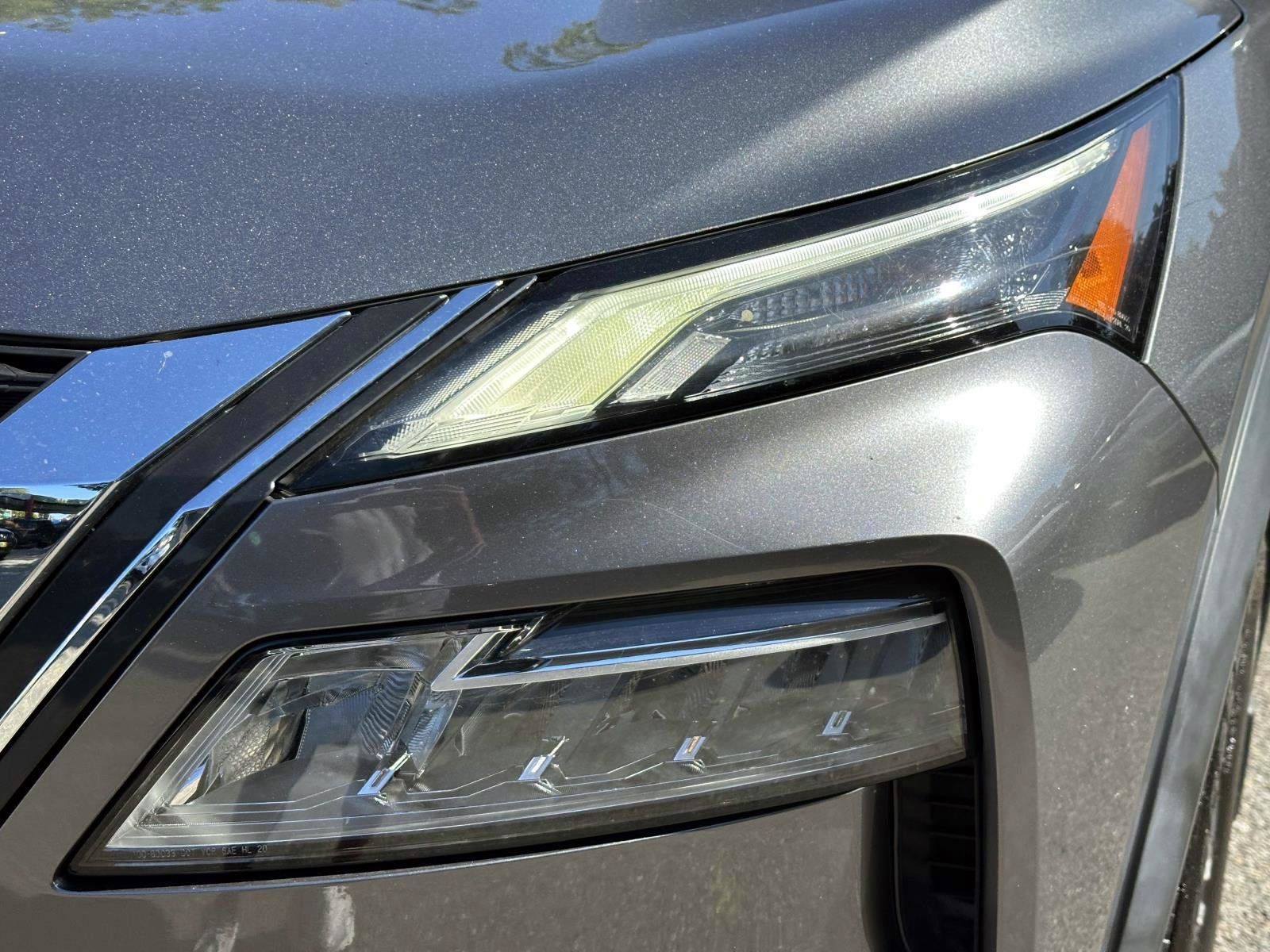 Certified 2021 Nissan Rogue SV AWD/4WD image 9