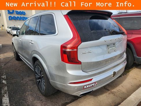 Used 2021 Volvo XC90 T6 Momentum w/ Climate Package image 7