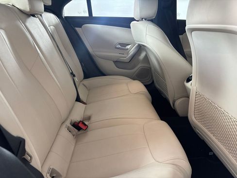Used 2025 Mercedes-Benz CLA 250 image 25