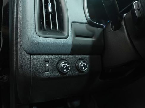 Used 2018 Chevrolet Colorado Z71 AWD/4WD image 20