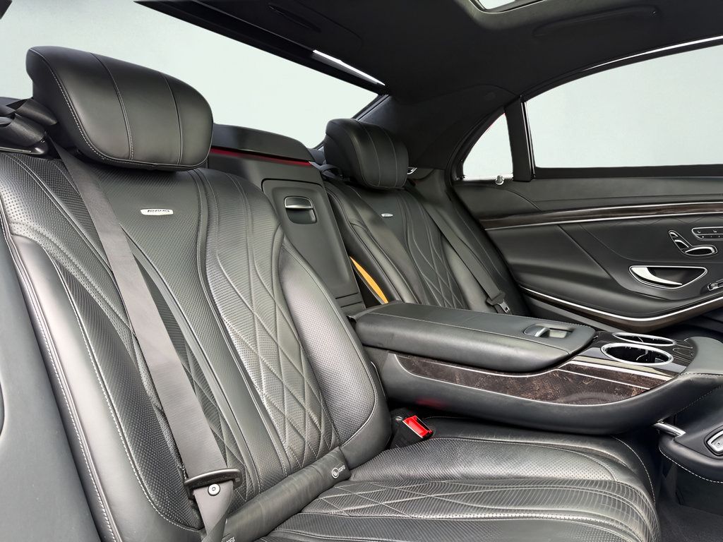 Used 2016 Mercedes-Benz S 63 AMG 4MATIC Sedan image 31