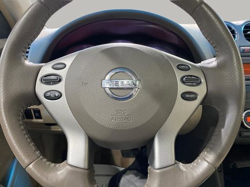 Used 2010 Nissan Altima 2.5 SL w/ SL Pkg FWD image 15