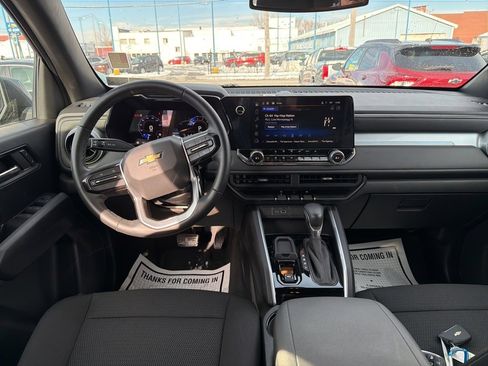 Used 2024 Chevrolet Colorado LT w/ LT Convenience Package II image 20