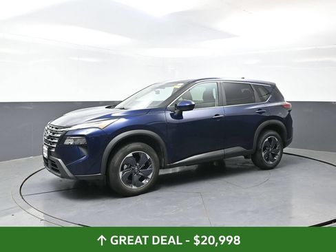 Used 2025 Nissan Rogue SV FWD image 10