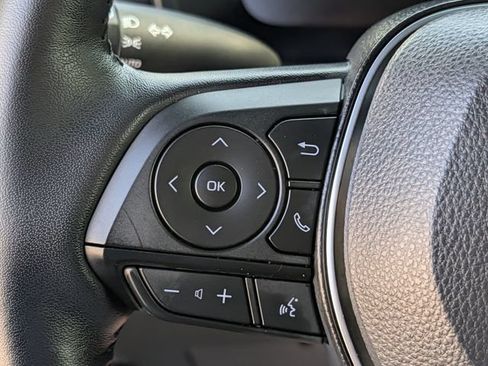 Used 2025 Toyota RAV4 XSE w/ Advanced Technology Package AWD/4WD image 61