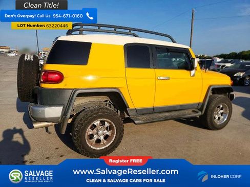 Used 2008 Toyota FJ Cruiser 2WD w/ Upgrade Pkg 2 image 4