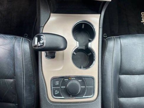 Used 2014 Jeep Grand Cherokee Limited AWD/4WD image 30