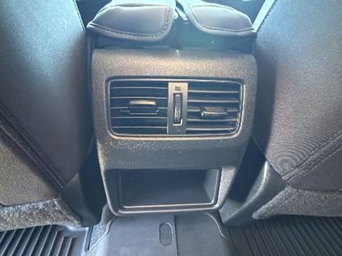 Used 2025 Nissan Rogue S AWD/4WD image 25