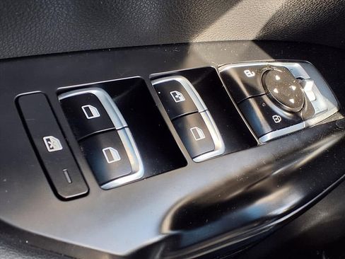 Used 2023 Kia K5 LXS image 23