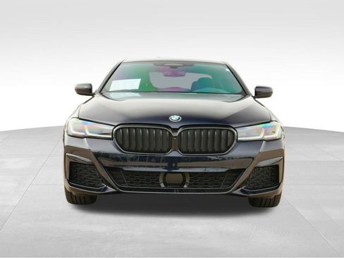 Used 2021 BMW 530e xDrive w/ Executive Package image 2