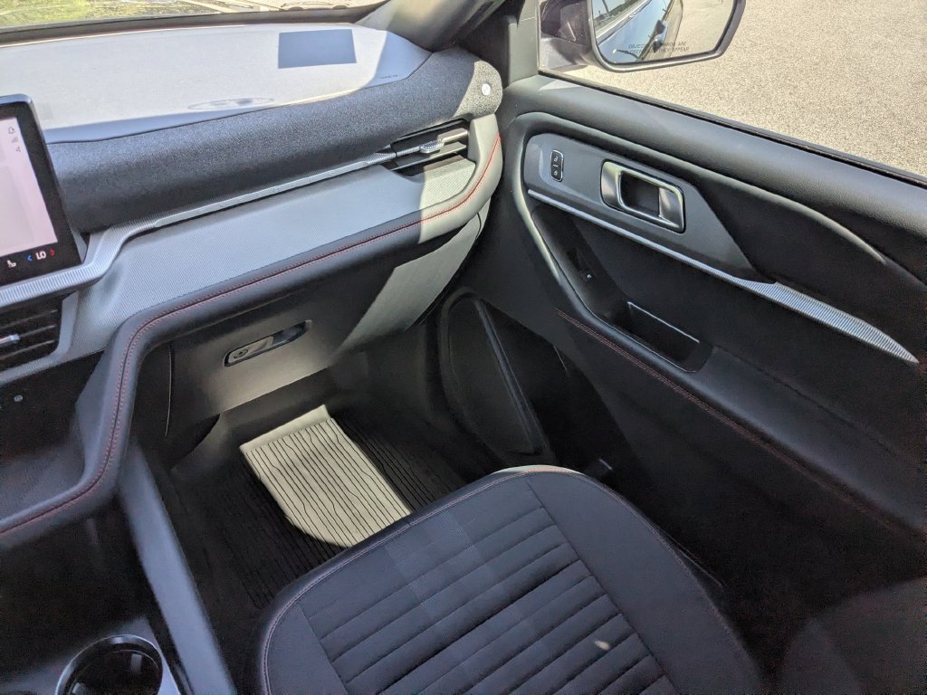 New 2027 Ford Explorer ST-Line RWD image 16