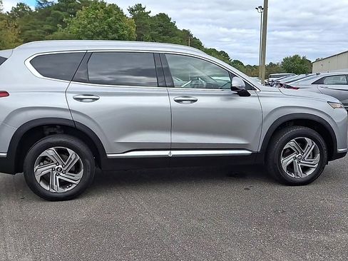 Certified 2022 Hyundai Santa Fe SEL w/ Convenience + Premium Package image 9
