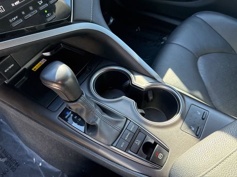 Used 2023 Toyota Camry XSE image 19