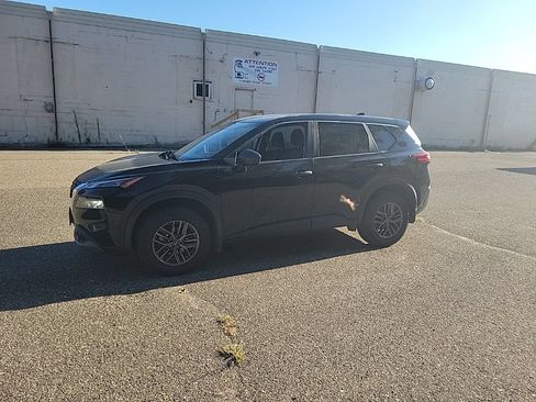 Used 2023 Nissan Rogue S AWD/4WD image 24