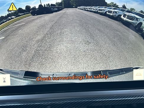 Used 2025 Toyota Tacoma TRD Sport w/ TRD Sport Upgrade Package image 30