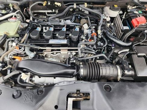 Used 2020 Honda Civic Sport image 32