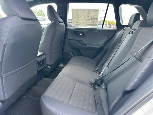 Used 2026 Toyota RAV4 SE w/ Convenience Package AWD/4WD image 8