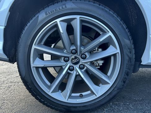 Certified 2025 Audi Q3 2.0T Premium w/ Black Optic Sport Package image 12