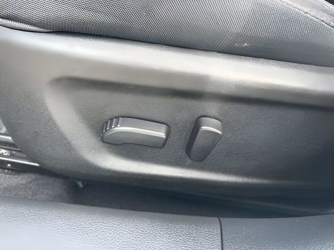 Used 2025 Nissan Altima 2.5 SV image 10