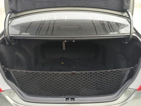 Used 2013 Toyota Camry LE image 26