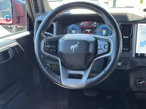 Used 2025 Ford Bronco Badlands w/ Sasquatch Package AWD/4WD image 26