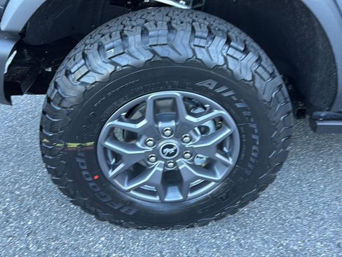New 2025 Ford Bronco Badlands image 47