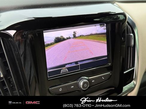 Certified 2023 Chevrolet Traverse LS FWD image 5