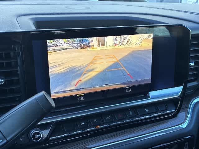 Used 2024 Chevrolet Silverado 1500 LT RWD image 30