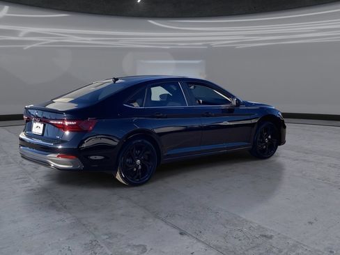 New 2026 Volkswagen Jetta SE FWD image 5