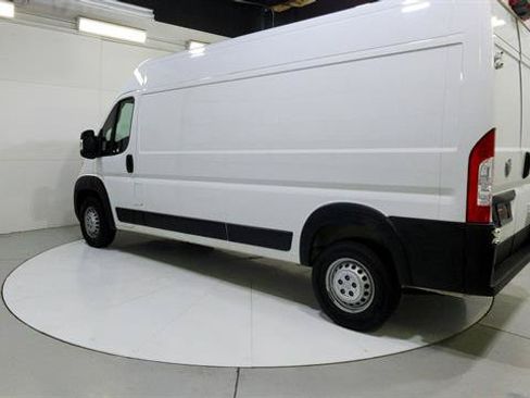 Used 2025 RAM ProMaster 2500 w/ Convenience Group FWD image 6
