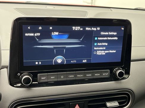 Used 2023 Hyundai Kona Limited AWD/4WD image 21