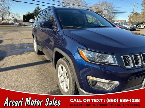 Used 2019 Jeep Compass Latitude w/ Cold Weather Group image 10