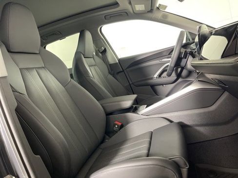 New 2025 Audi Q5 Premium Plus image 14