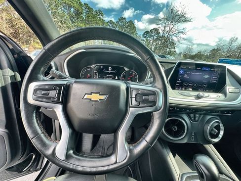 Certified 2021 Chevrolet Blazer Premier image 11